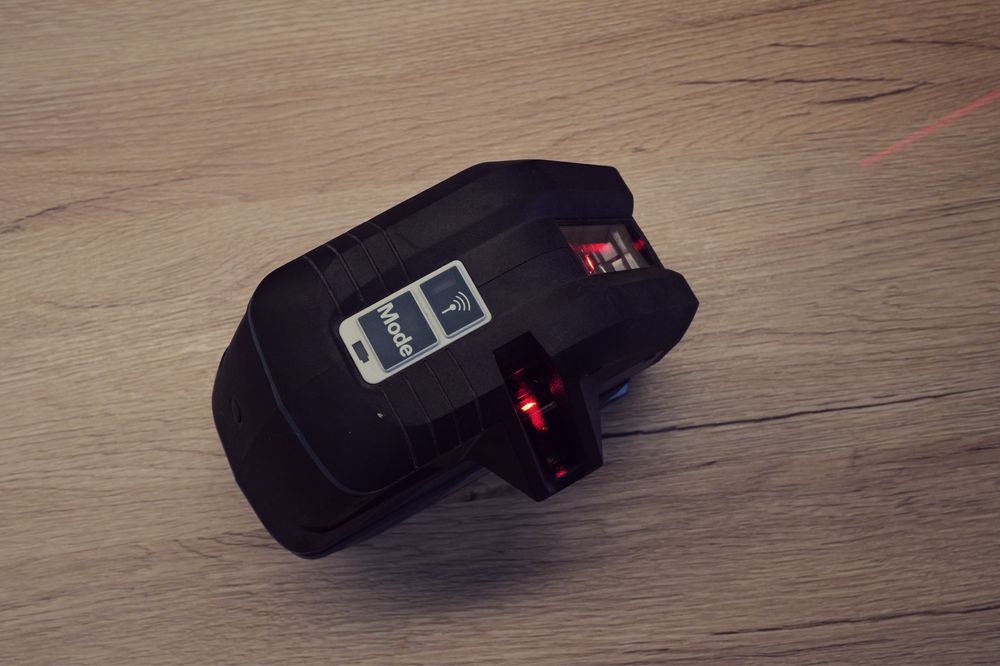 Bosch GLL 3-50 nivela Laser profesionala 3 axe rosu rigips