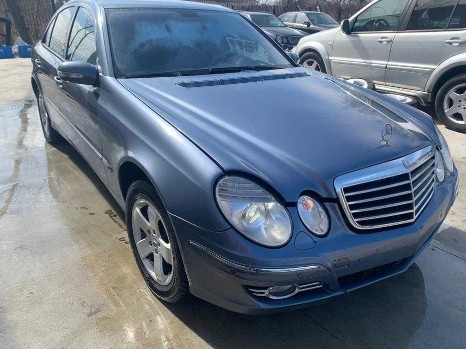 Dezmembrez mercedes w211 facelift 4 matic--airmatic--far xenon