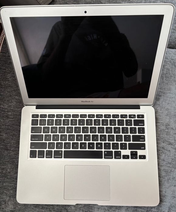 Apple Macbook Air Mid 2013