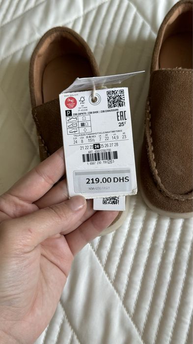 продам детские лоферы зара