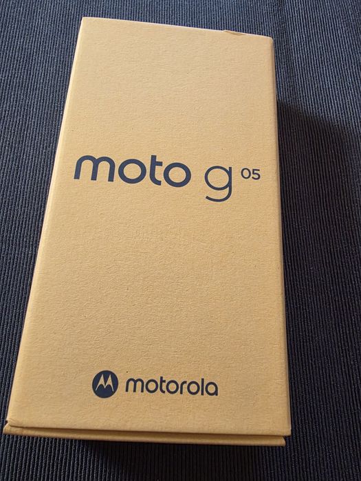 Телефон Moto g 05