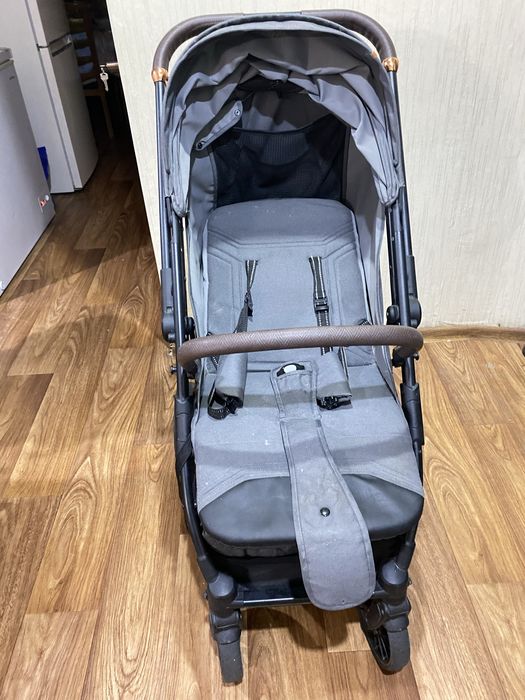Продам детскую коляску
