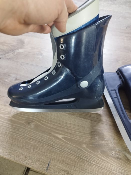 Продам коньки для взрослого, размер 46о