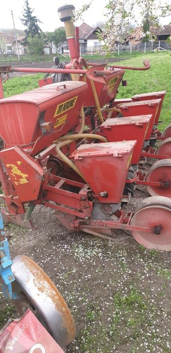 Semanatoare porumb 4 rânduri