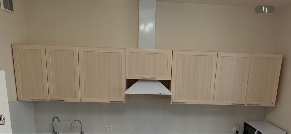 Продается кухонный гарнитур и техника