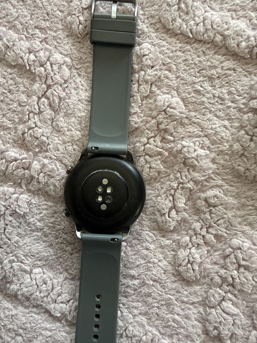 смартчасы Xiaomi Amazfit GTR 2e