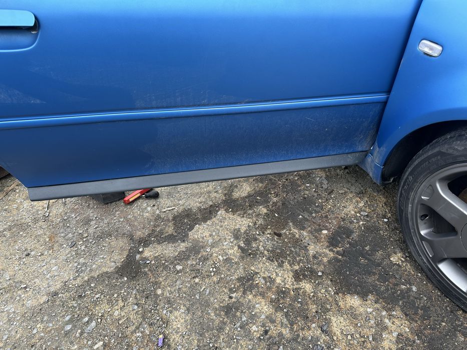 Лайсни врати ауди с3 audi s3 8l 2000г