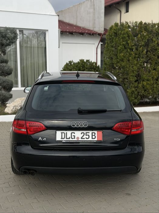 Audi A4 2010 2.0 TDI 143cp Euro 5 Bi-Xenon/Led/Navi/Top