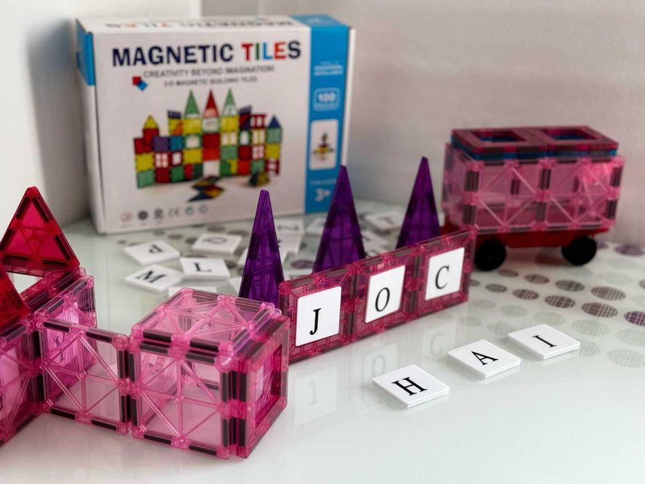 Set constructie magnetic 3D nou, 2+ ani, multicolor,100 piese