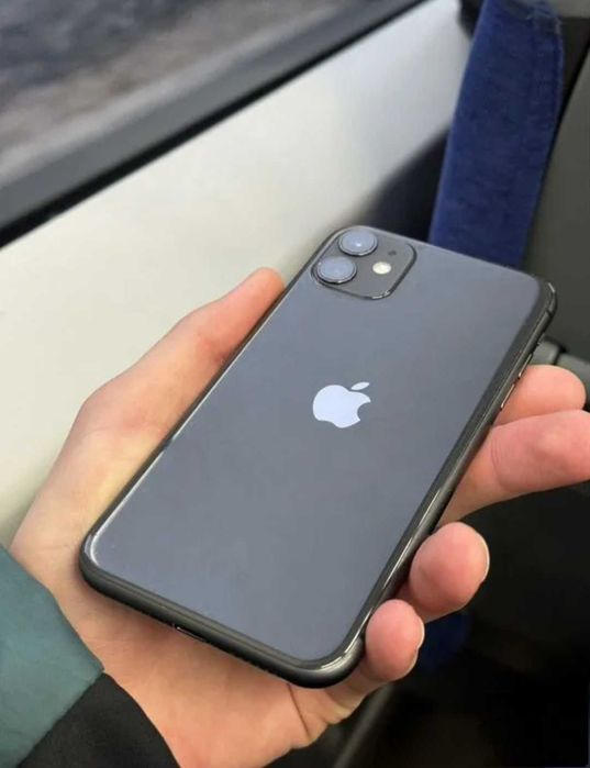 iPhone 11 (128GB) АКБ 83%
