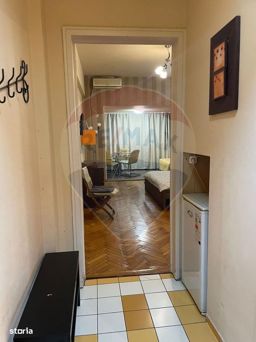 Garsonieră spațioasă - Piața Romană, vedere spre ASE, disponibila acum