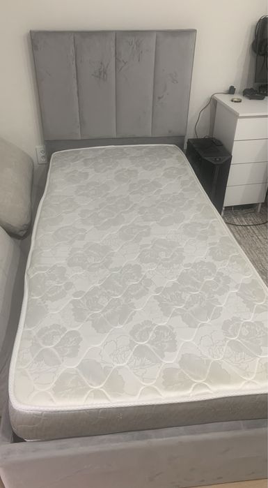 Кровати две продам