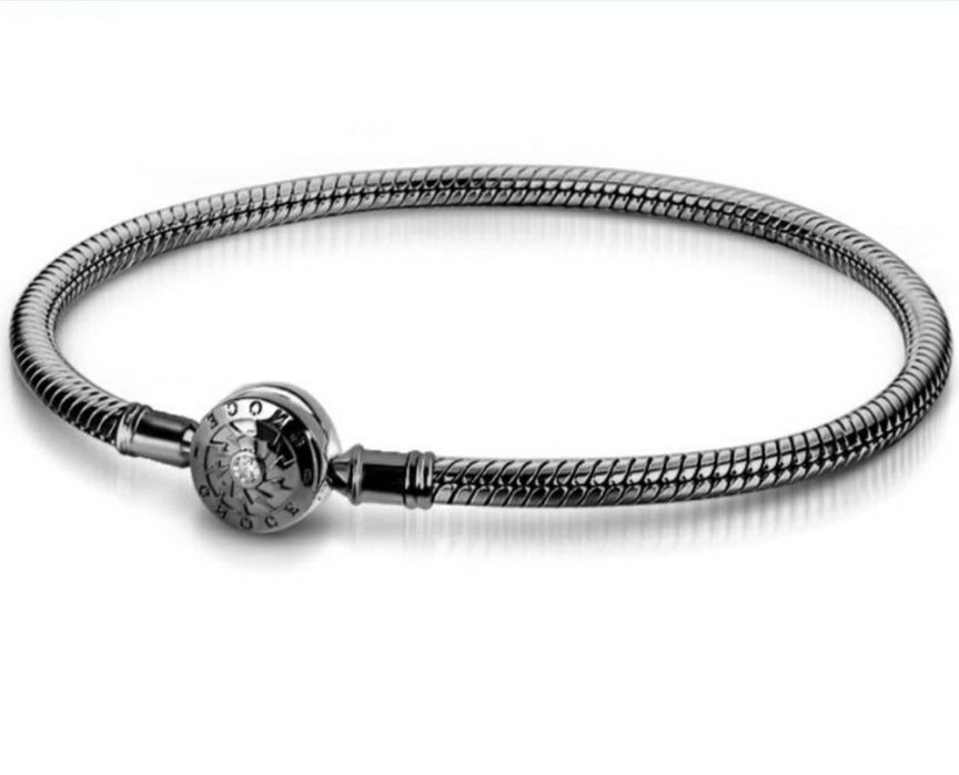 Gnoce bracelet & bat charm