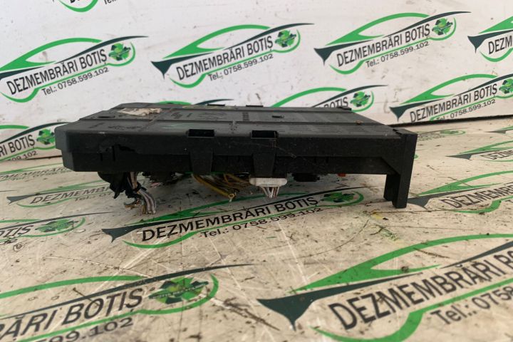 Panou sigurante si relee 96 619 401 80 Peugeot 407 prima generatie