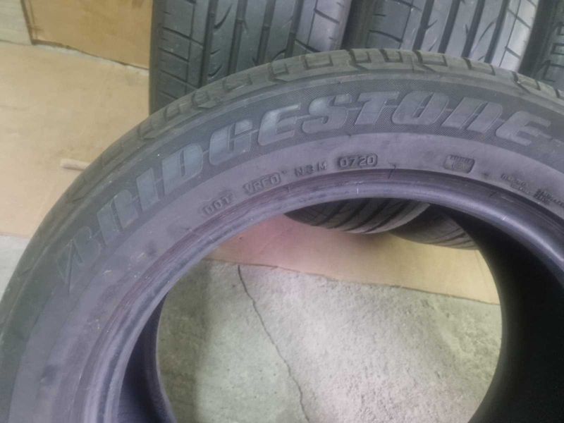4 Bridgestone R19 235/55
летни гуми
DOT0720