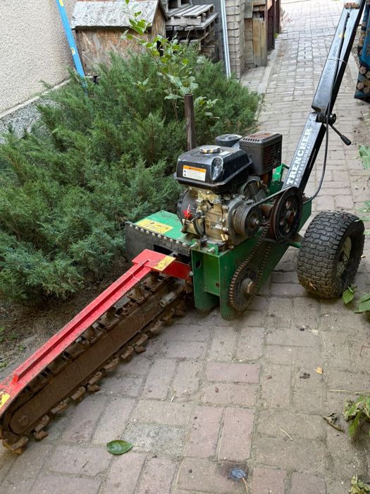Траншеекопатель TRENCHER Professional, бензиновый