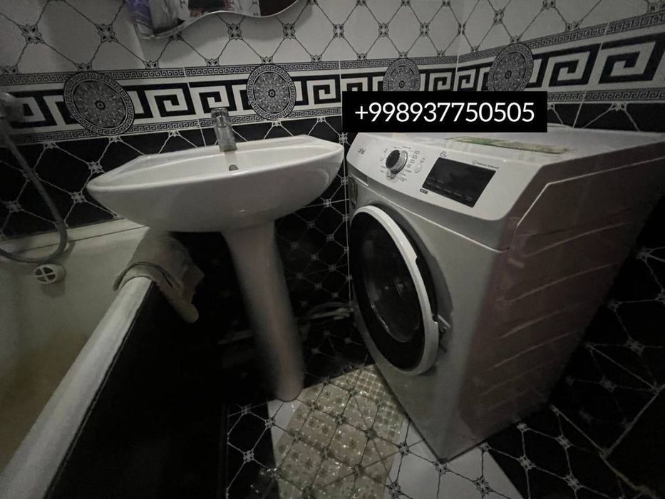 Сдается 2х комнатная квартира 
С обстановкой 
В горде Алмалыке