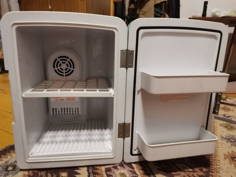 Холодильник автомобильный