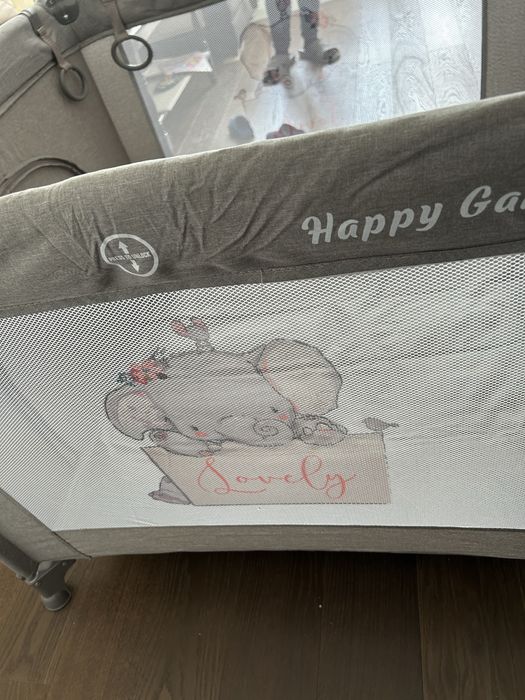 Продавам кошара за игра