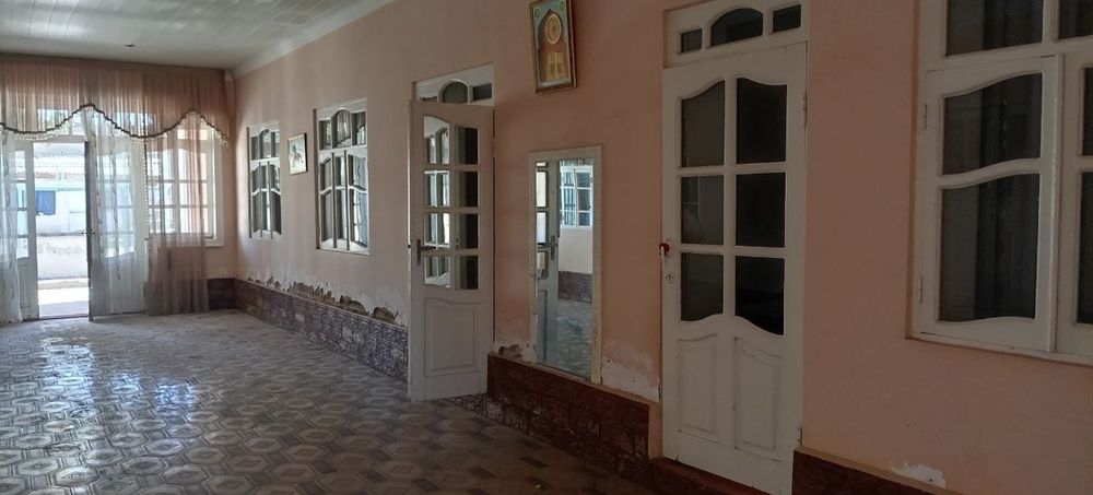 Ховли  сотилади(продается срочно)