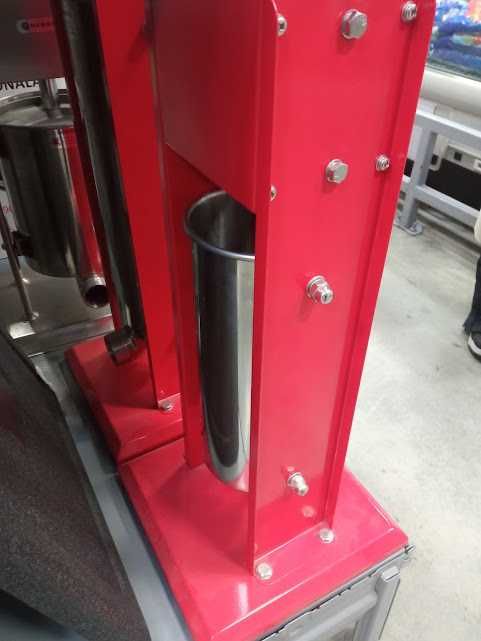 sprit carnatar aparat de umplut carnati 7-10 litri nou