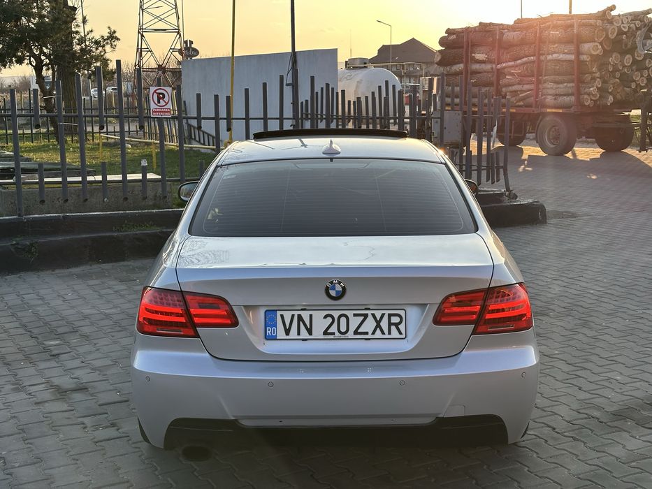 BMW 3 Series 2010 — imagine 5