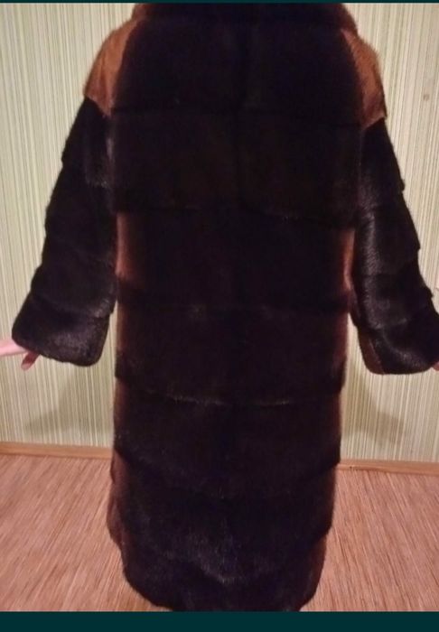 Продам шубу норковую