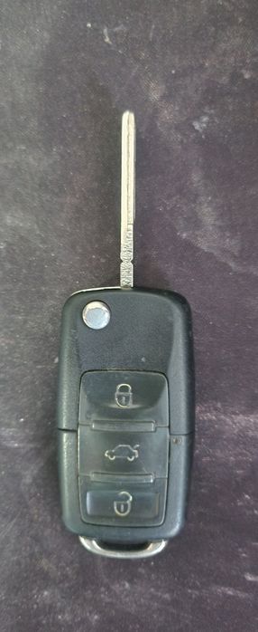 Cheie Skoda Octavia 3 butoane