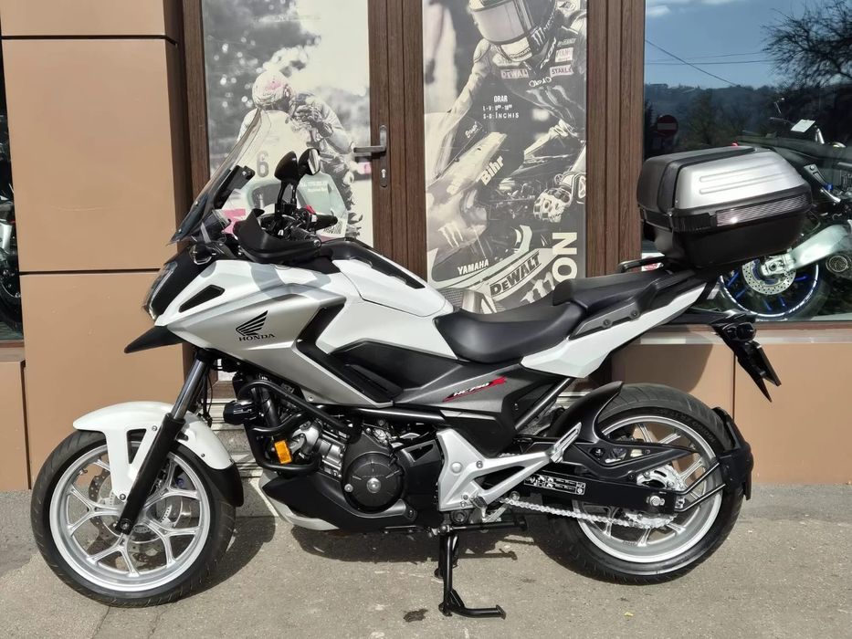 Vând moto Honda NC750