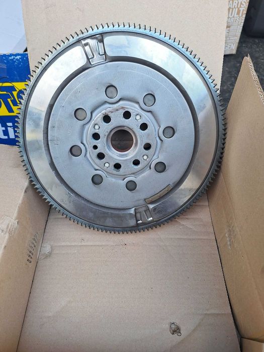 Демпферен маховик за Рено Трафик , Опел Виваро