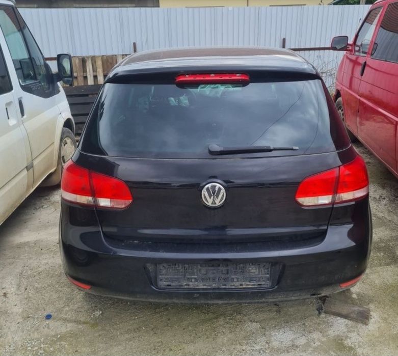 Dezmembrez Vw Golf 6 1.4 benzina