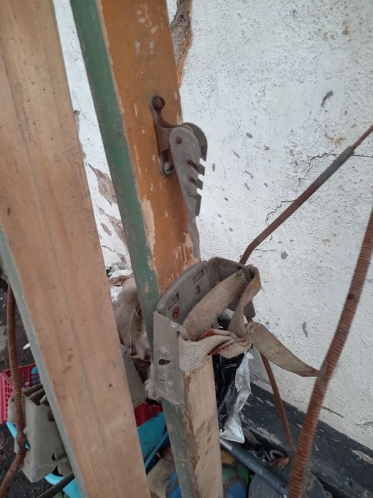 Продам лыжи СССР.Клюшки