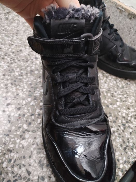 Дамски зимни маратонки nike