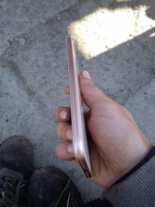 Vad sau schimb iPhone 8 plus in stare perfecta. Baterie 100% folie