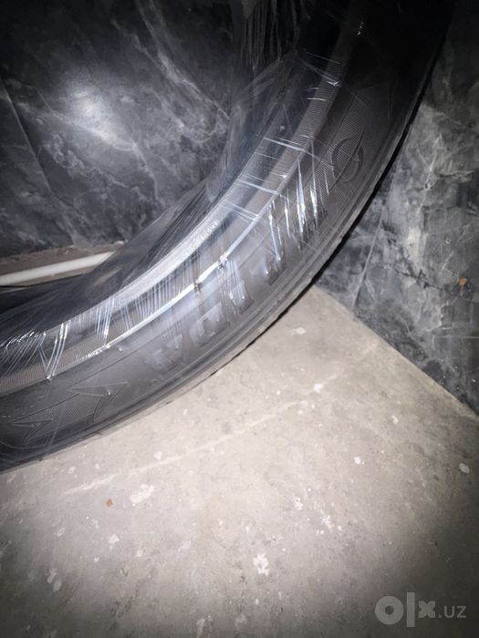 Шина 265/40R22  Китай