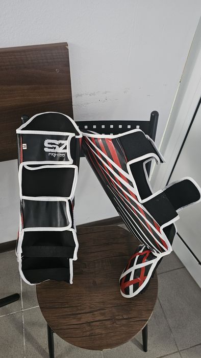 Протектори за крака - кикбокс и муай тай SZ M размер