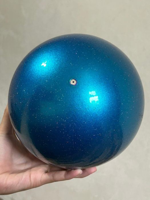 Мяч гимнастический