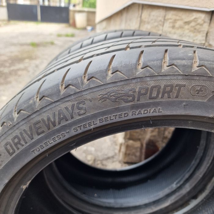 2  бр.  Гуми  LASSA  DRIVEWAYS +