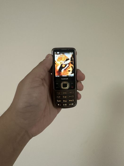 Nokia 6700