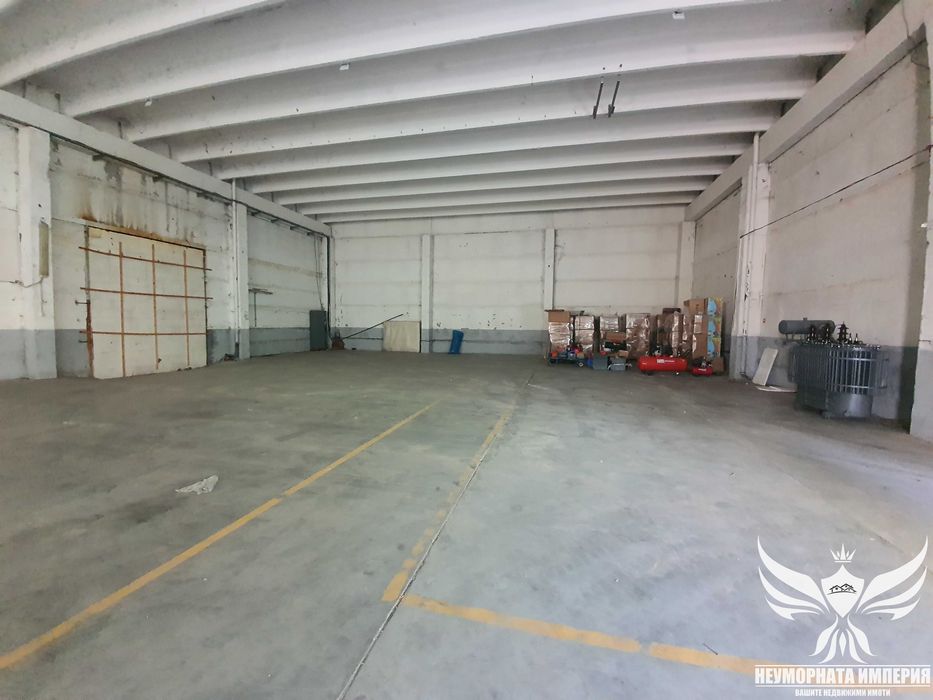 Дава се под наем Склад в Асеновград - 1100 кв.м за 2194.02 € - Снимка #2