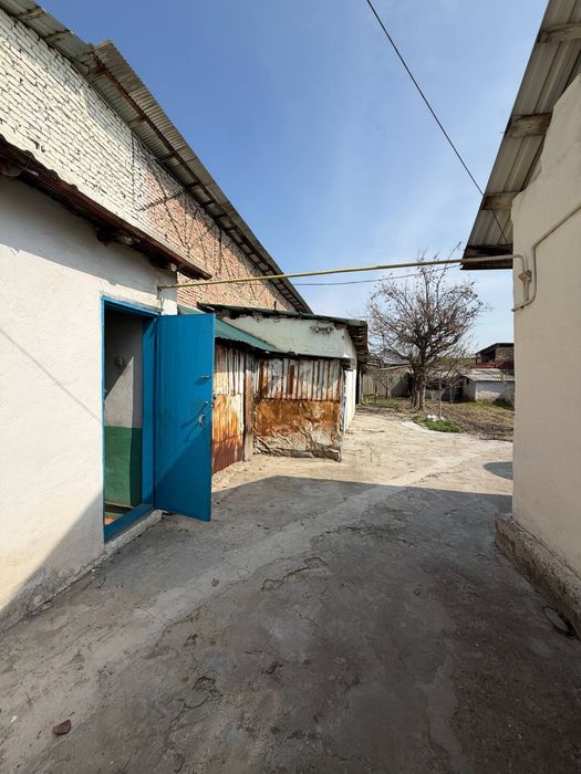 Мирабадский район.продается участок 5.7 соток. Под застройку