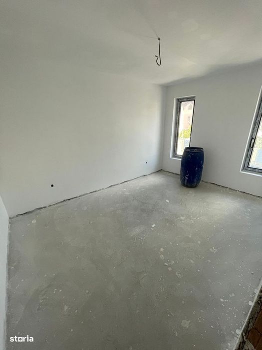 Casă 4 camere | Poartă electrică | Încălzire în pardoseală