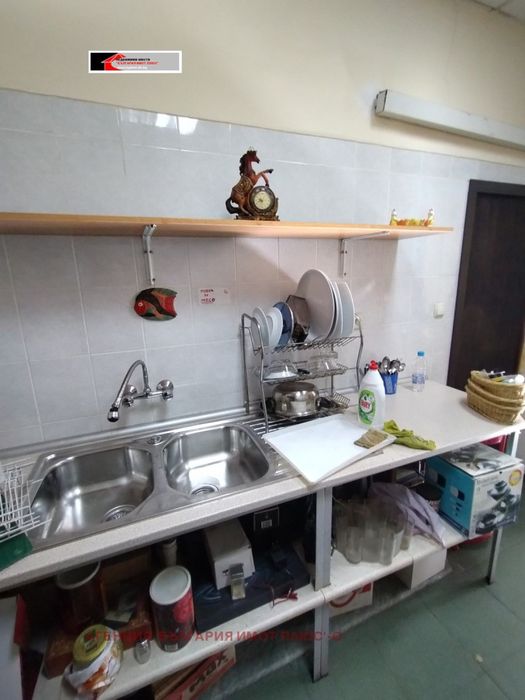 Дава се под наем Заведение в София, Център - 160 кв.м за 2040 € - Снимка #8