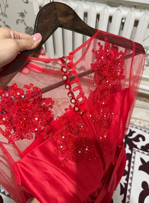 Вечерний платье новая