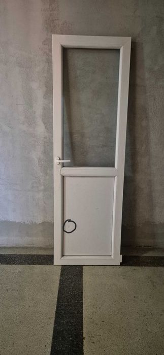 PVC дограма бяла