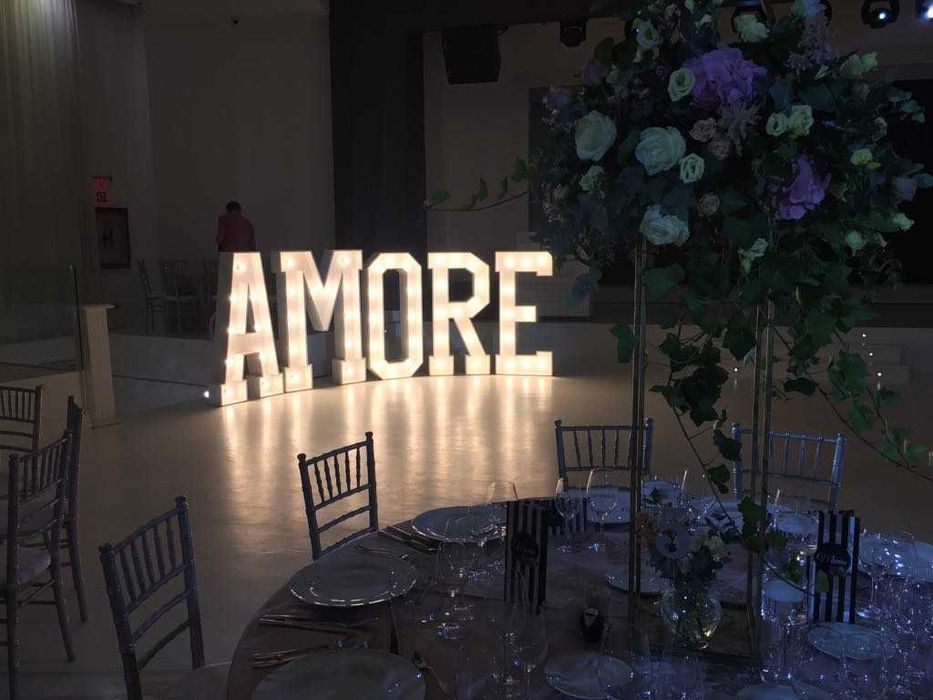 Vand Business afacere la cheie.  litere luminoase - evenimente,nunti