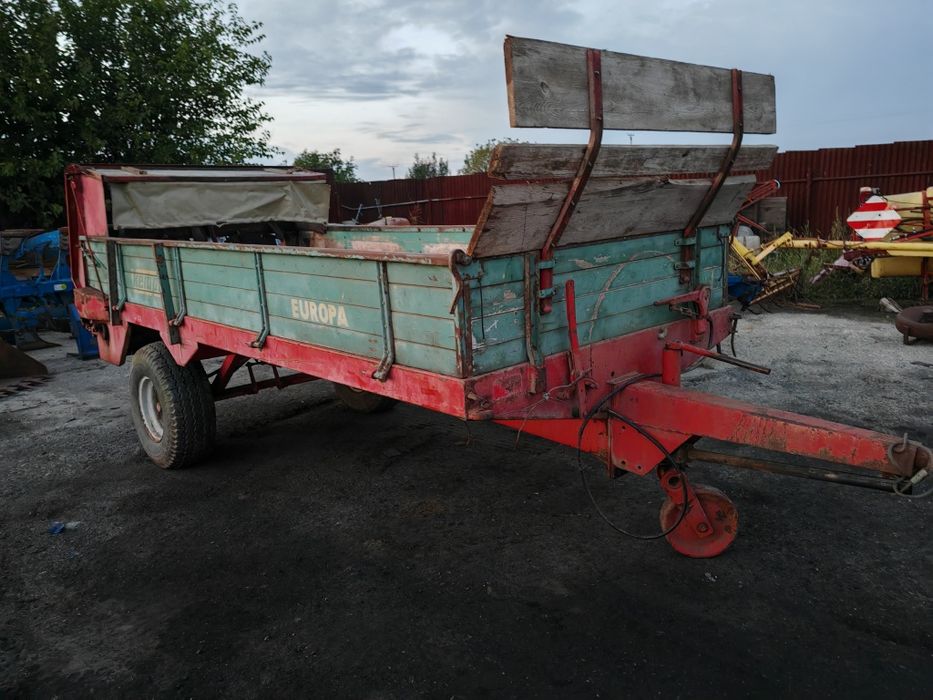 Remorcă împrăștiat gunoi MIG bălegar Kemper europe