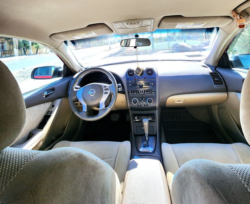 Nissan Altima 2008 avtomat, metan benzin