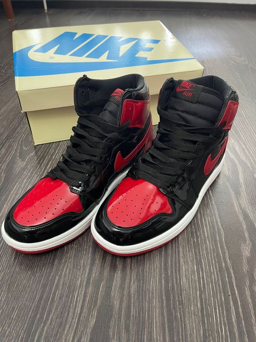 Adidasi AIR JORDAN 1 Retro High OG - PATENT BRED  Adidasi Noi Unisex