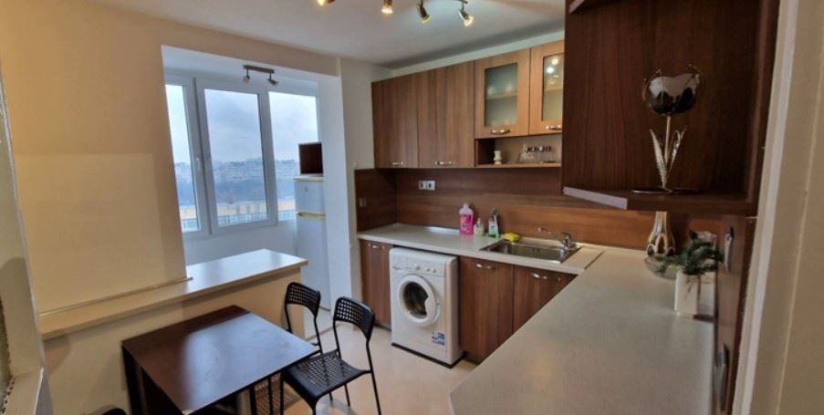 Тристаен апартамент под наем в Гоце Делчев